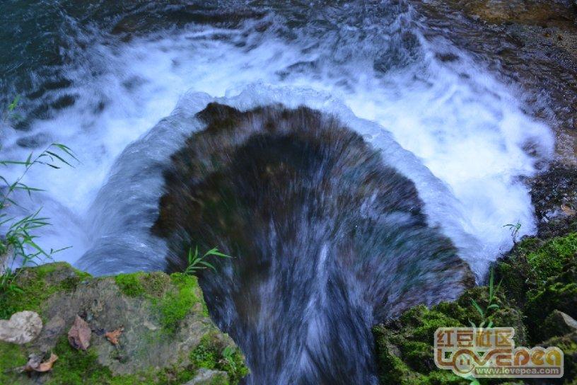 ​贵州打造3000亿级酱酒产业集群/2023四川白酒产量同比下降3.7%/周艳花部署西凤电商公司工作······